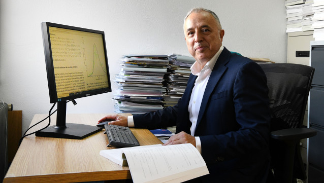 Archivo - El catedrático Juan José Nieto