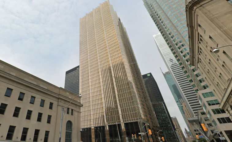 Pontegadea, propiedad de Amancio Ortega, compra un rascacielos en Toronto por más de 800 millones de euros​