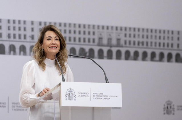 La ministra de Transportes, Movilidad y Agenda Urbana, Raquel Sánchez, interviene en la toma de posesión de altos cargos del Ministerio de Transportes, Movilidad y Agenda Urbana, a 14 de enero de 2022, en Madrid (España). Con estos nombramientos, Raquel S