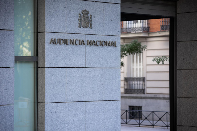 Archivo - Entrada a la Audiencia Nacional en el momento en el que dos miembros del ente público ICM han sido testigos sobre la supuesta financiación ilegal del PP madrileño en ‘Púnica’, a 7 de octubre de 2021, en Madrid, (España). La Fiscalía Anticorrupci