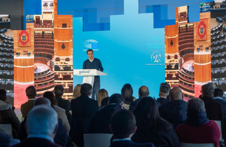 Feijóo carga contra Sánchez, al que acusa de no 