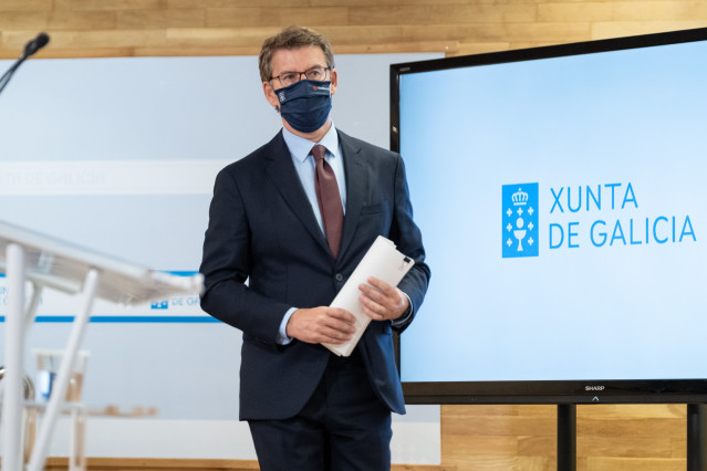 Archivo - O titular do Goberno galego, Alberto Núñez Feijóo, durante a rolda de prensa posterior á reunión semanal do Consello da Xunta. San Caetano, Santiago de Compostela, 26/05/21.