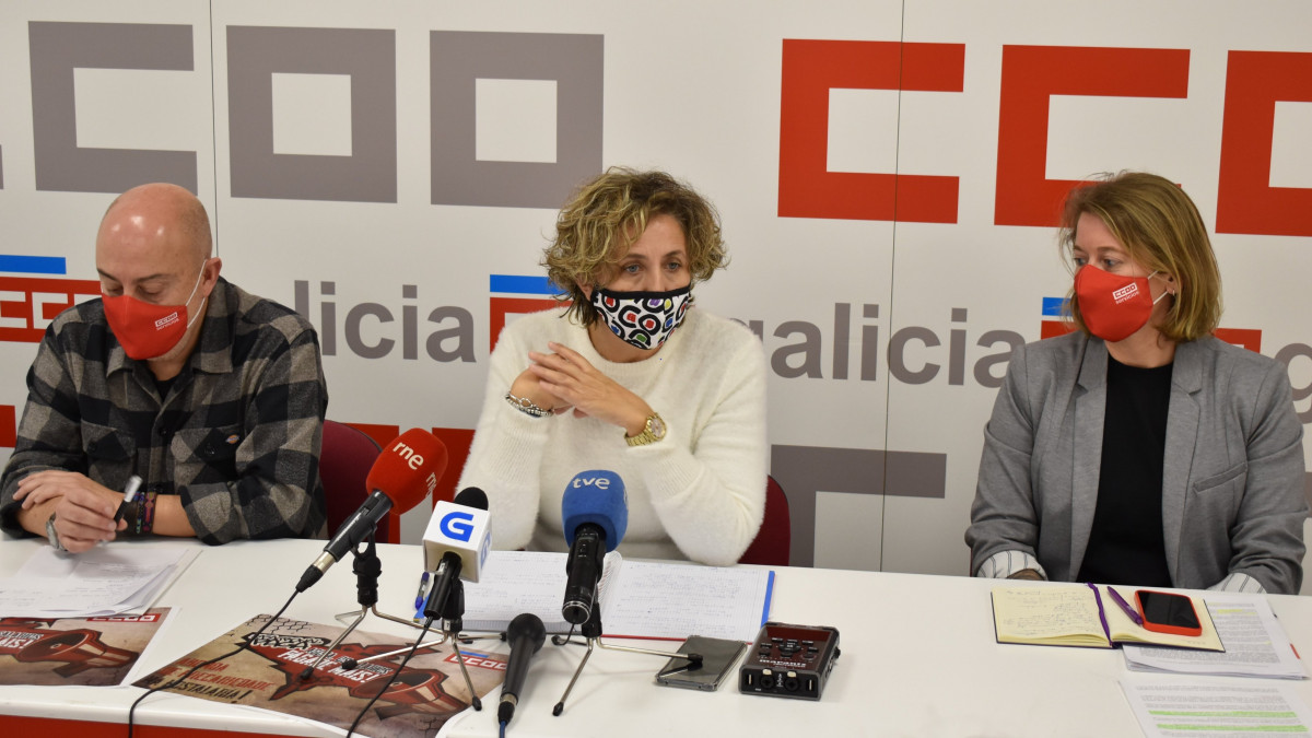 Comisiones presentando la campaña a favor de la reforma laboral