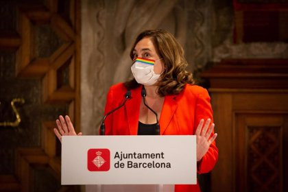 Ada Colau, la actriz frustrada a la que persiguen “los lobbies”