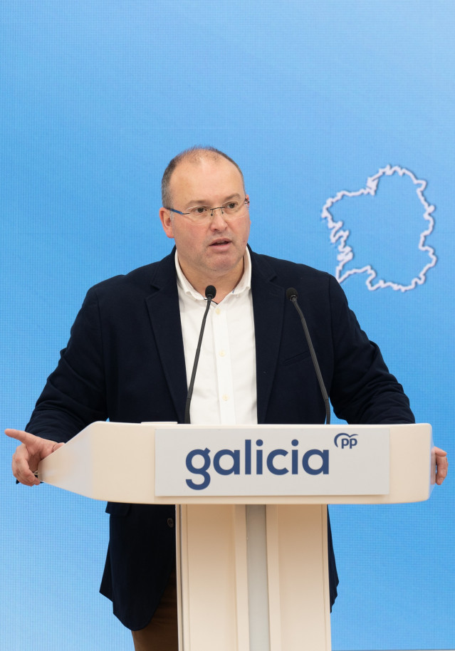 El secretario general del PPdeG, Miguel Tellado, en rueda de prensa.