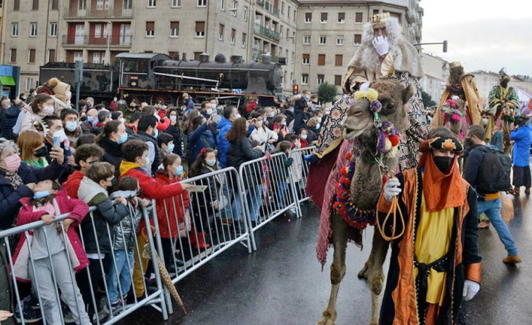 Jácome gastó 14.000 euros en los dromedarios de la cabalgata de Reyes de Ourense, denuncia el PSdeG
