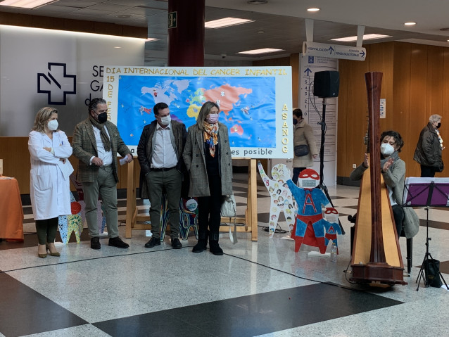 Acto en el Hospital Clínico Universitario de Santiago de Compostela con motivo del Día Internacional del cáncer infantil