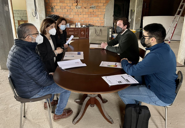 La conselleira de Medio Ambiente, Ángeles Vázquez, en A Merca.