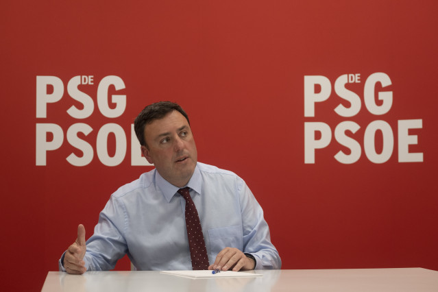 El nuevo secretario general del PSdeG, Valentín González Formoso, durante una entrevista con Europa Press, a 10 de febrero de 2022, en Santiago de Compostela, A Coruña, Galicia (España). Formoso, que además es presidente de la Diputación de A Coruña y alc