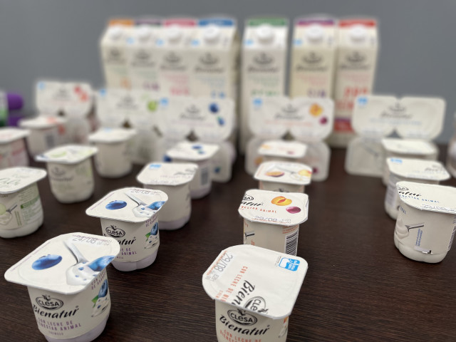 Yogures de la marca Clesa Bienatur, una de las marcas producidas por la cooperativa CLUN
