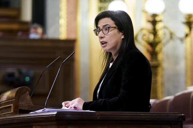 Archivo - La diputada del PP, Ana Belén Vázquez, interviene en una sesión plenaria en el Congreso de los Diputados, a 21 de diciembre de 2021