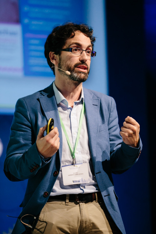 Archivo - El doctor Álvaro Hermida, de la Unidad de Enfermedades Minoritarias del Hospital Clínico Universitario de Santiago.