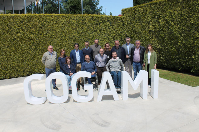 Archivo - Imagen de los miembros de Cogami.