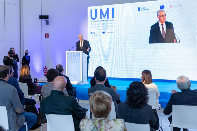 El vicepresidente segundo y conselleiro de Economía, Empresa e Innovación, Francisco Conde, en el acto de presentación de las nuevas 'Unidades Mixtas de Investigación'