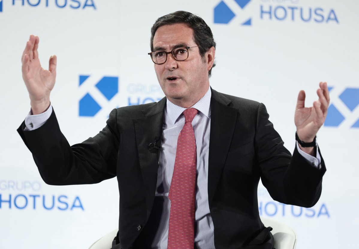 Arxiu - El president de la CEOE, Antonio Garamendi