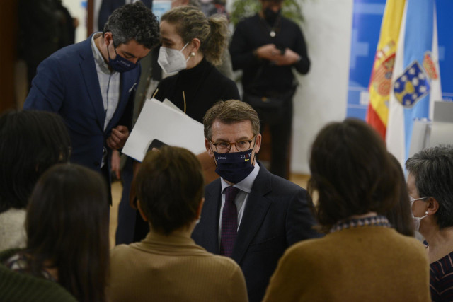 El presidente de la Xunta de Galicia, Alberto Núñez Feijóo, preside la reunión del Consello de la Xunta.