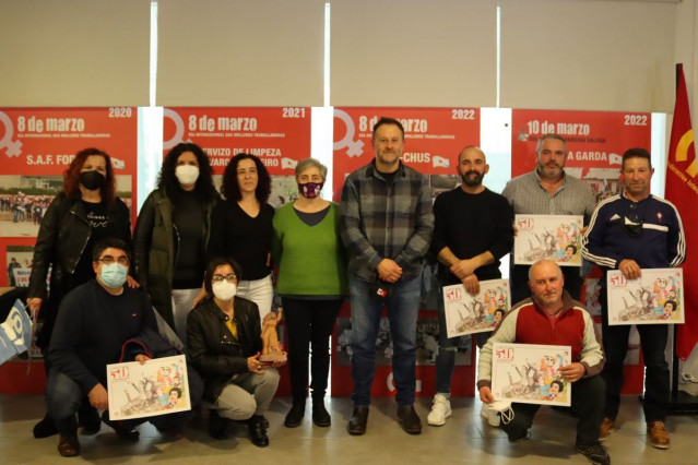 CIG otorga los Premios 8 y 10 de Marzo al personal de la UCI del Clínico de Santiago y a trabajadores de IKF de A Guarda.