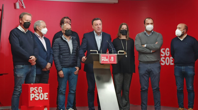 Rueda de prensa del secretario xeral del PSdeG, Valentín González Formoso, con los cuatro líderes provinciales