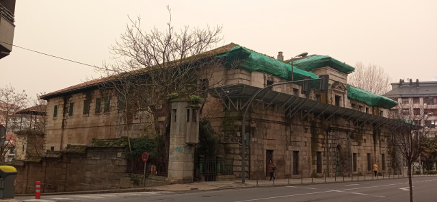 Edificio de la antigua cárcel del Progreso de Ourense.