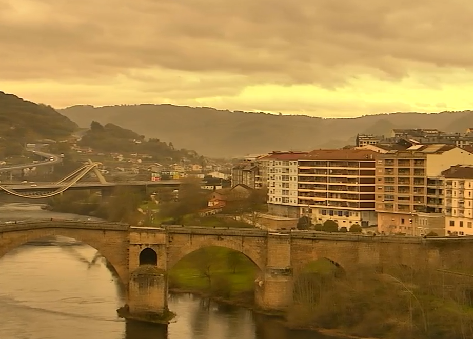 El Miño a su paso por Ourense en una imagen de la web cam de la CRTVG de esta mañanana