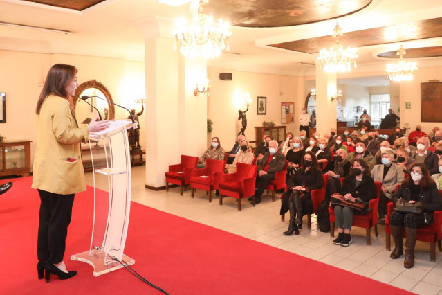 La alcaldesa de A Coruña, Inés Rey, en el acto conmemorativo del 175 aniversario del Círculo de Artesanos