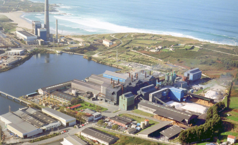 Ferroatlántica obligada a detener su actividad por quedarse sin materiales en la fábrica de Arteixo​