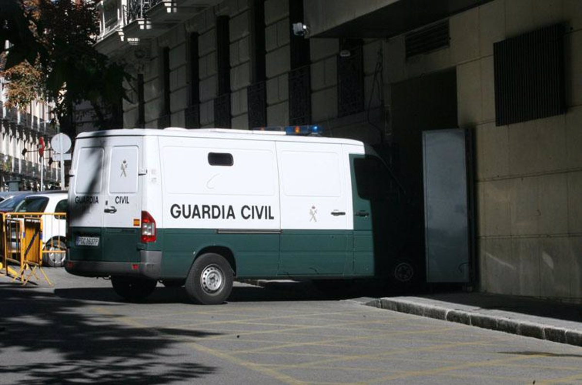 Furgon guardia civil