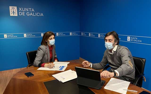 Reunión entre la conselleira de Medio Ambiente y el alcalde de Vilasantar.