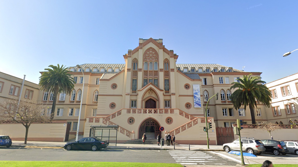 Colegio Compau00f1u00eda de Maru00eda Coruu00f1a