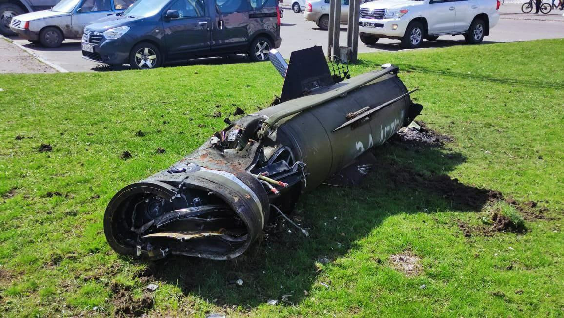 Resto de misil supuestamente cerca de la estaciu00f3n de Kramatorsk