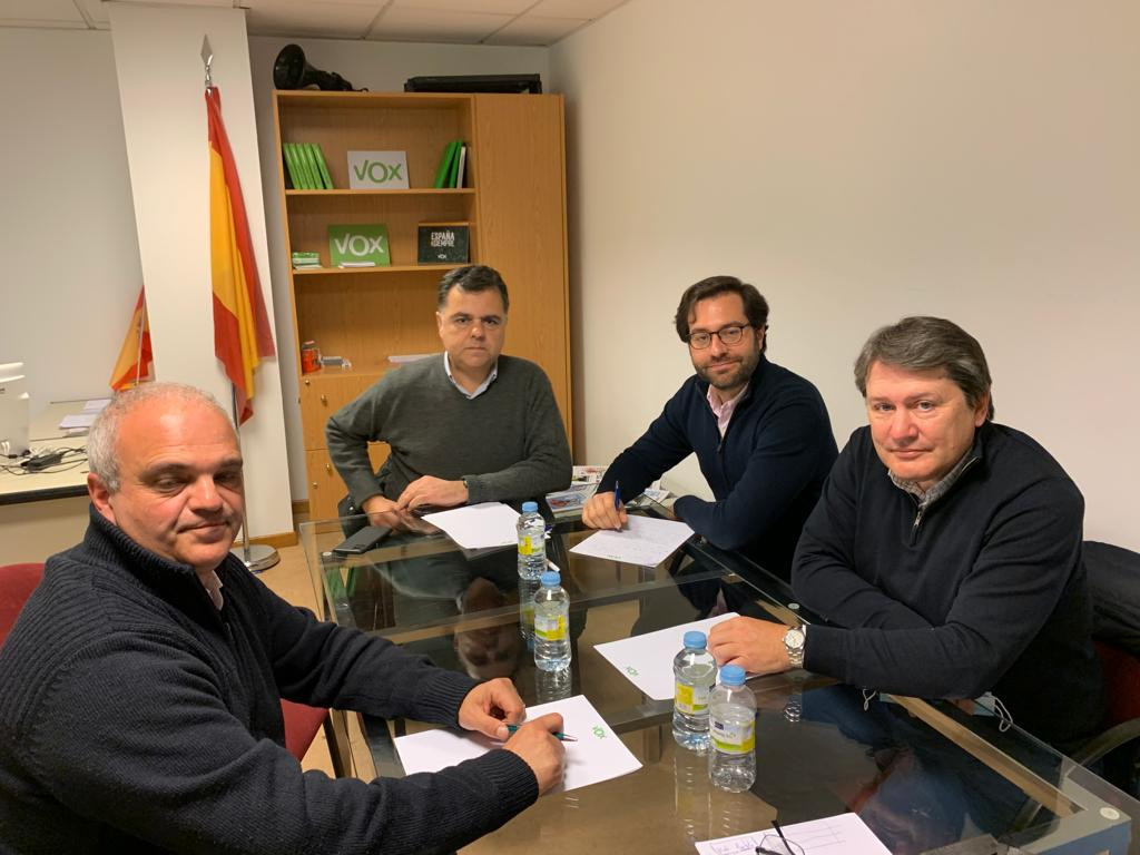 Foto reuniu00f3n vox  ASAGA