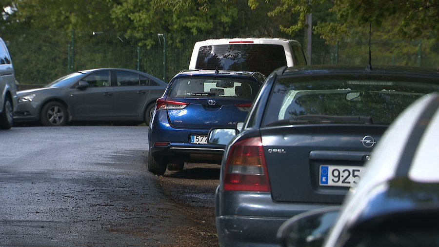 Aparcadero ilegal lavacolla