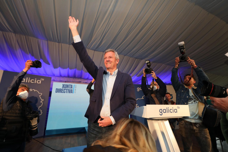 Rueda, ante el reto de hacer olvidar a Feijóo sin romper con Feijóo: 