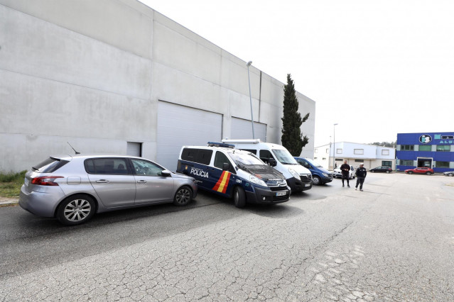 Registros en el marco de una operación contra el narcotráfico llevada a cabo por la Guardia Civil y Policía Nacional en la provincia de Pontevedra.