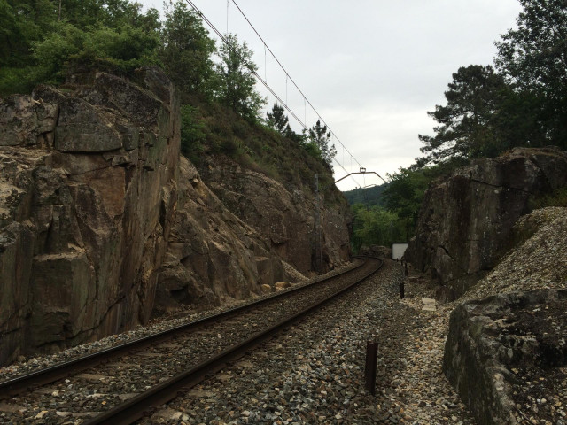 Vía del tren Ourense-Monforte