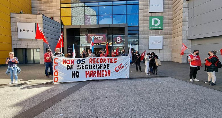 La Confederación Intersindical Gallega denuncia los recortes de personal en seguridad del CC Marineda City