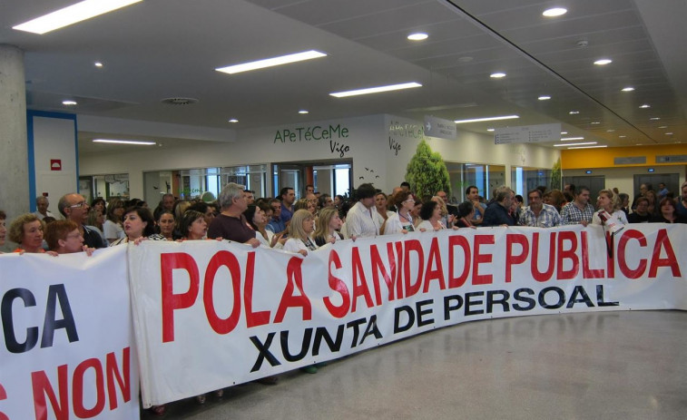 Los trabajadores sanitarios de Vigo reanudan sus protestas