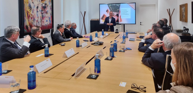 Zona Franca de Vigo y el Cuerpo Consular colaborarán para apoyar acciones comerciales en países con consulado en Galicia.