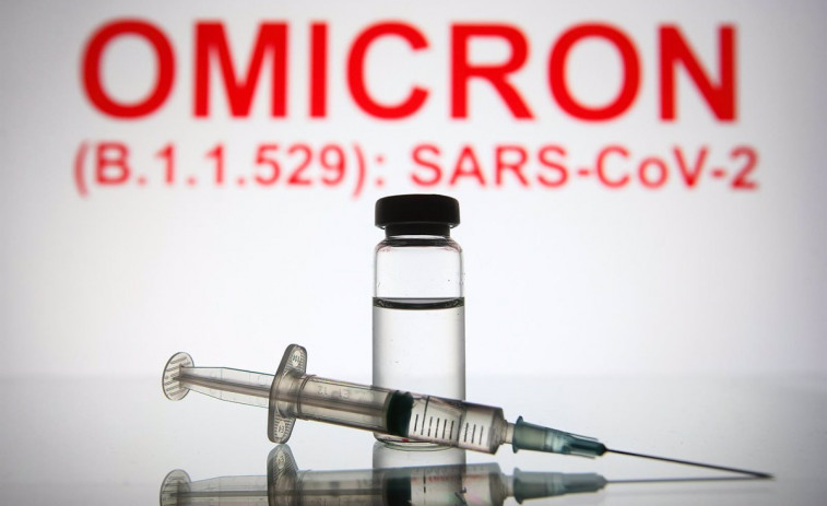 Vacunas contra la Covid-19 adaptadas para combatir la variante Ómicron para después del verano, dice la EMA​