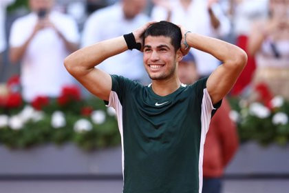 Alcaraz consigue su segundo Queen´s Club frente al checo Lehecka