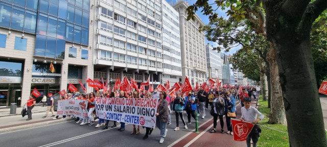 Manifestación del sector del 'contact center' por A Coruña