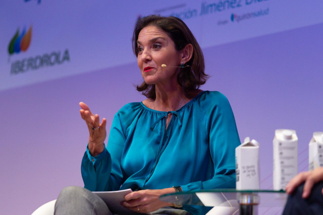 La ministra de Industria, Comercio y Turismo, Reyes Maroto, interviene en la segunda edición de las Jornadas de Fondos Europeos de Recuperación, en el Museo Nacional Centro de Arte Reina Sofía, a 12 de mayo de 2022, en Madrid (España).