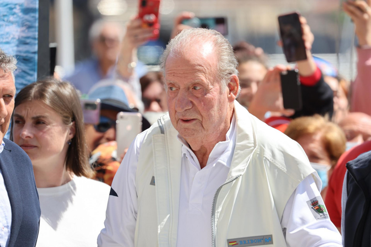 El rey Juan Carlos a su llegada al Náutico en Sansenxo