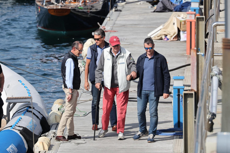 El mal tiempo obliga a suspender las regatas en Sanxenxo, en las que hoy iba a participar Juan Carlos I​