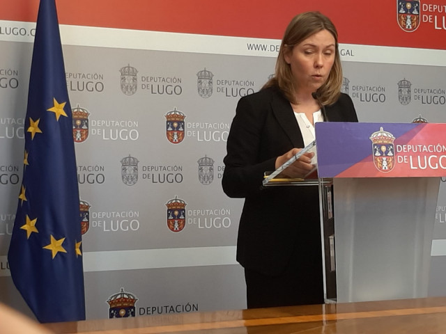 La portavoz socialista del gobierno de la Diputación de Lugo, Pilar García Porto, en rueda de prensa.