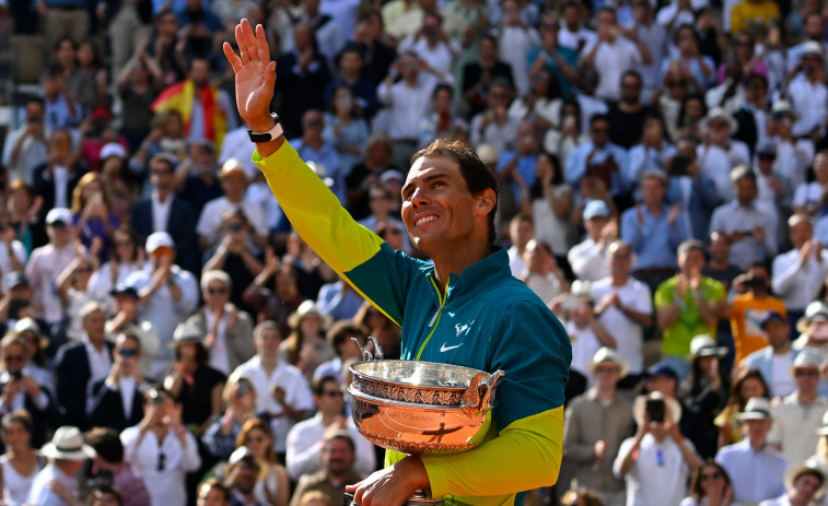 Rafa reina en París, Rafa reina en París, Rafa reina en París...y así once veces más ¡14º Roland Garros de Nadal!