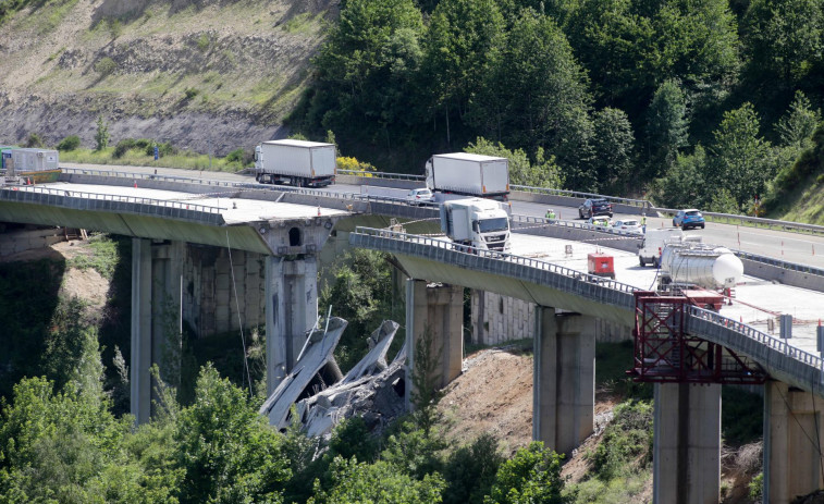 Los trabajos de reparación pudieron causar el desplome del puente en la A-6, un colapso nunca antes visto en España