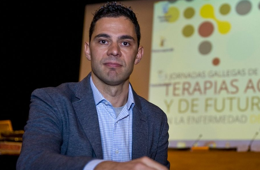 Diego Santos en una foto de su web