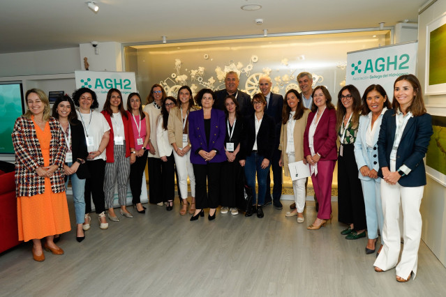 El conselleiro de Economía, Francisco Conde, participa en una jornada sobre el 'Hidrógeno en Femenino'