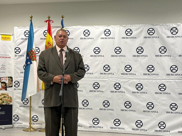 El ministro de Pesca de Namibia en Vigo.